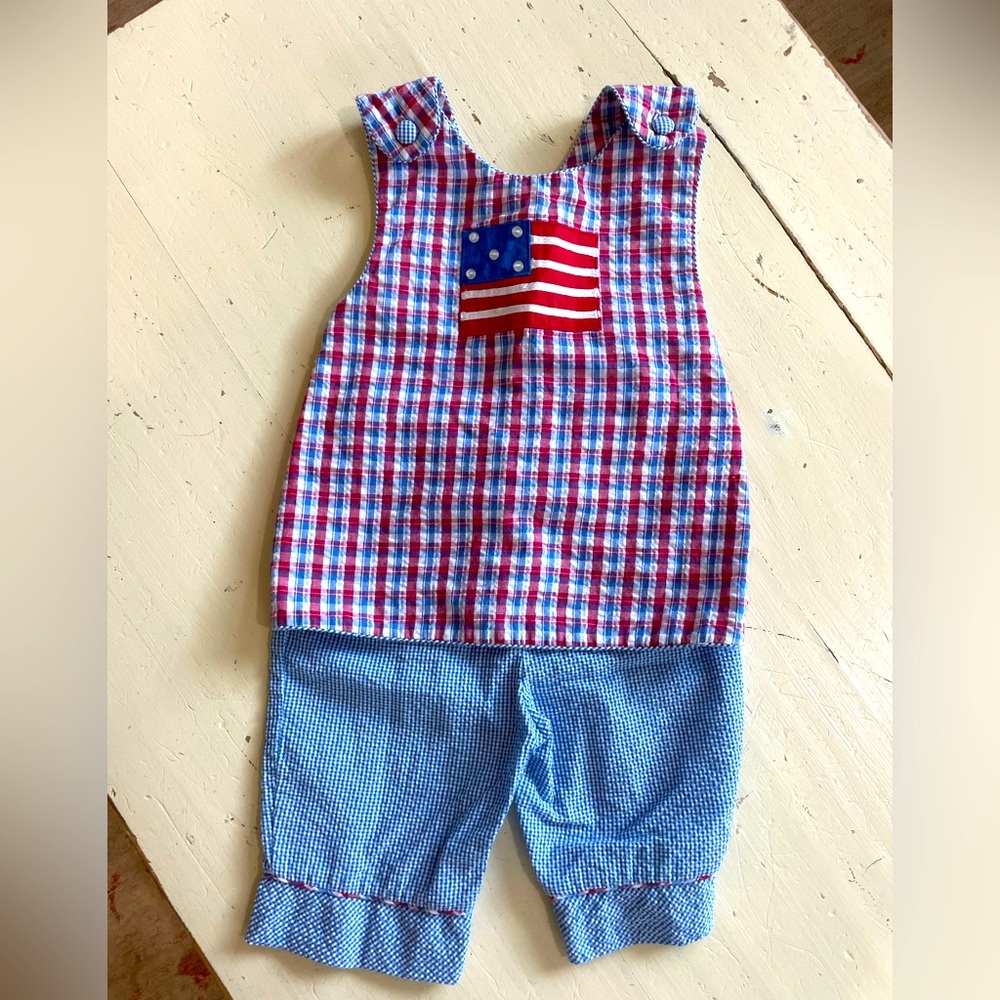 18 month girl’s holiday set with flag appliqué